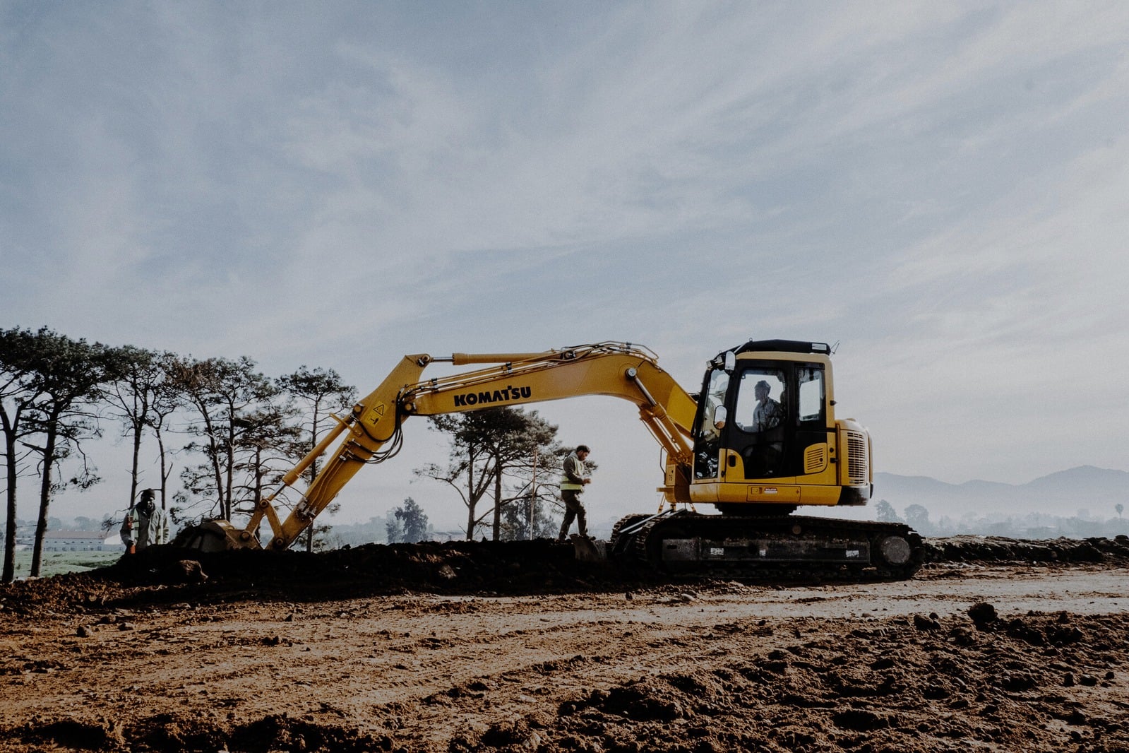 NR Civils excavator completing earthworks in the Western Cape
